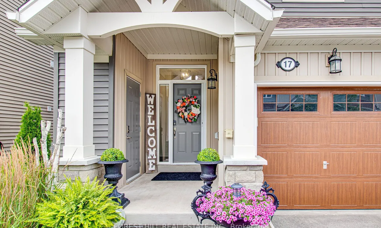 17 Gregory Ave, Collingwood, ON L9Y 0Z5