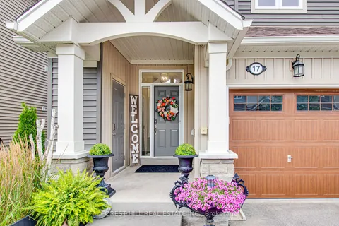 17 Gregory Ave, Collingwood, ON L9Y 0Z5