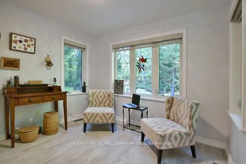 4 Pauline Pl, Wasaga Beach, ON L9Z 1J2