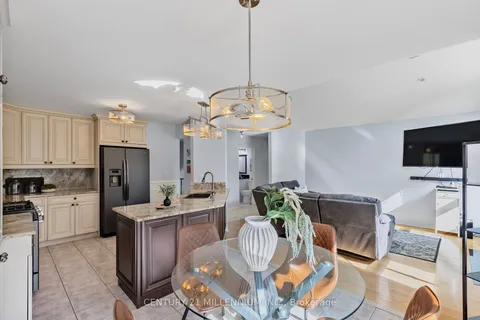 4 Foxwood Cres, Wasaga Beach, ON L9Z 1M7