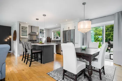18 Nelson St, Clearview, ON L0M 1G0