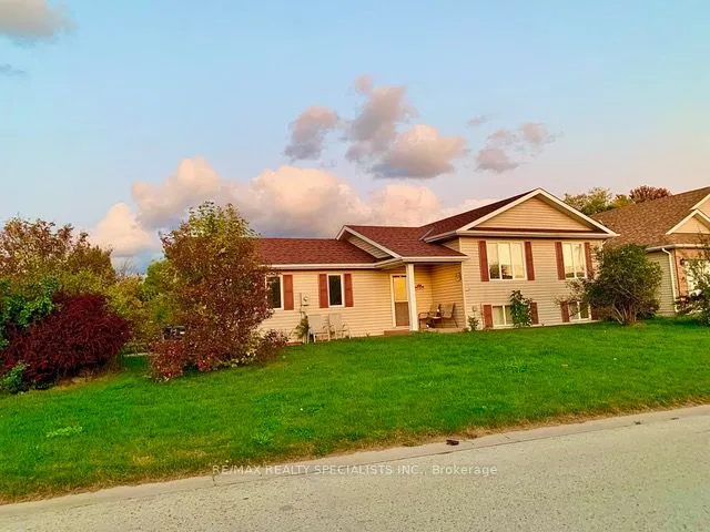 17 Shannon Crt, Collingwood, ON L9Y 3Z1