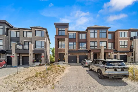46 Blue Forest Cres, Barrie, ON L4N 0H7