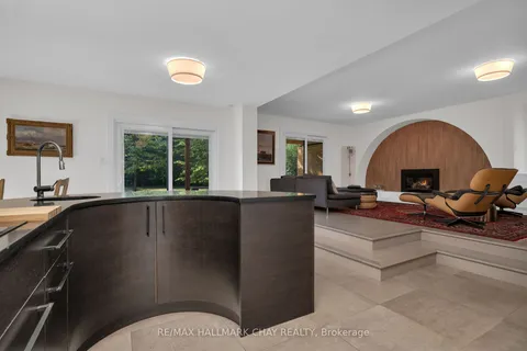 30 Valley Dr, Barrie, ON L4N 4R9