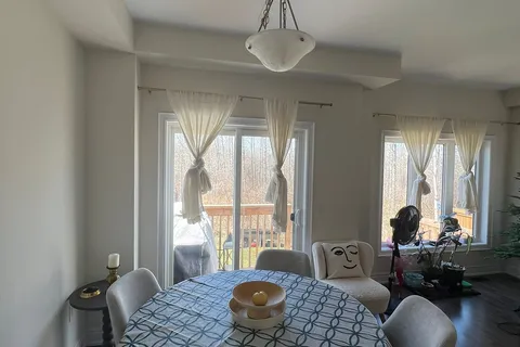 255 Atkinson St, Clearview, ON L0M 1S0