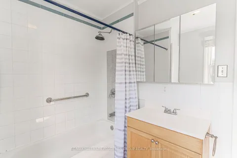 124 Albert St, Collingwood, ON L9Y 3Y2