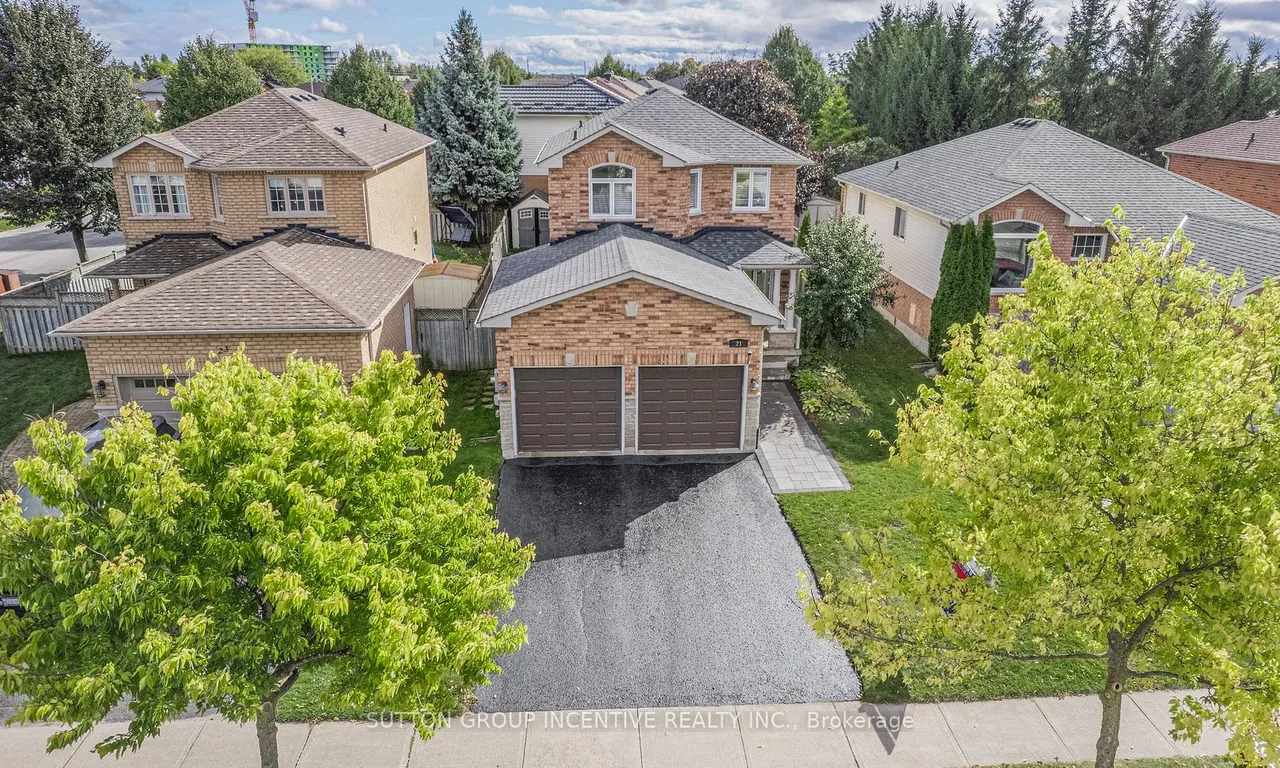 21 Leslie Ave, Barrie, ON L4N 9N9