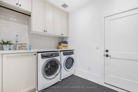 53 Niagara St, Collingwood, ON L9Y 3X1