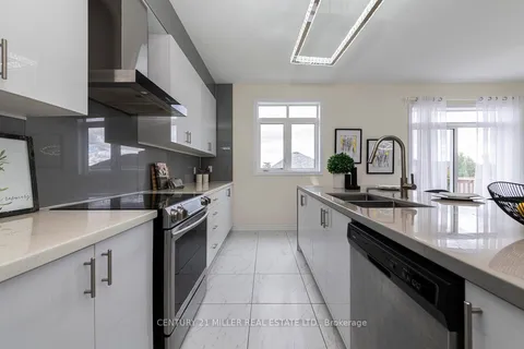 203 Roy Dr, Clearview, ON L0M 1S0