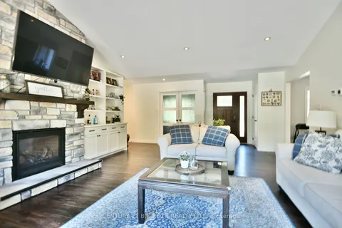 5 Gerus Rd, Tiny, ON L0L 2J0