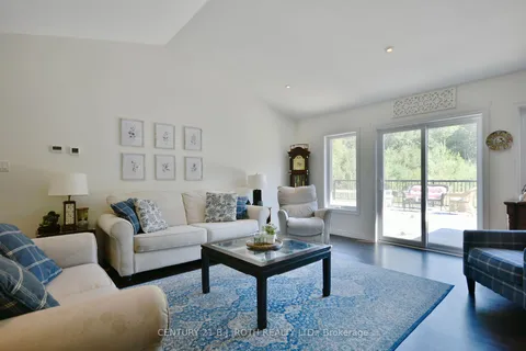 5 Gerus Rd, Tiny, ON L0L 2J0