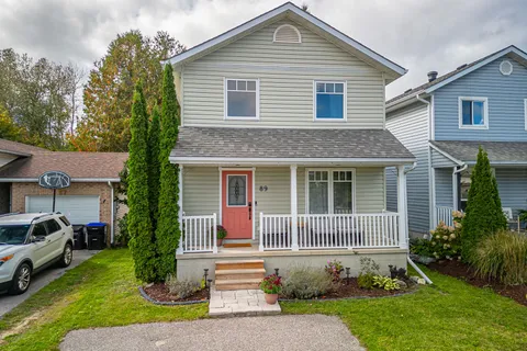 89 Dillon Dr, Collingwood, ON L9Y 4S4