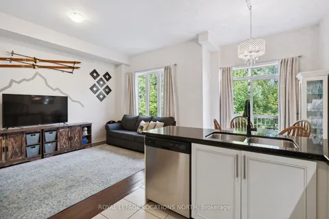 6 Blasi Crt, Wasaga Beach, ON L9Z 0H3