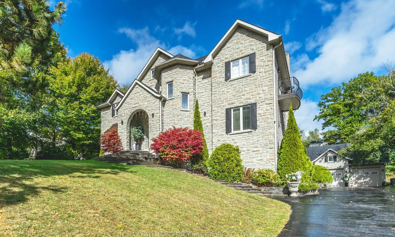 13 BRIDLE Tr, Springwater, ON L9X 0J9