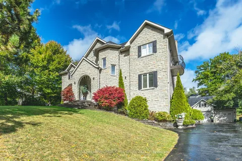 13 BRIDLE Tr, Springwater, ON L9X 0J9