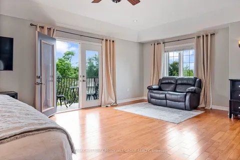 13 BRIDLE Tr, Springwater, ON L9X 0J9