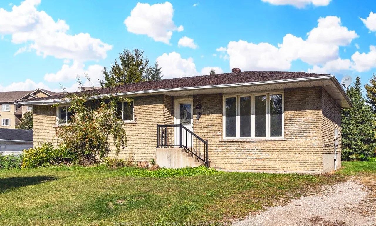 221 Phillips St, Barrie, ON L4N 3V2