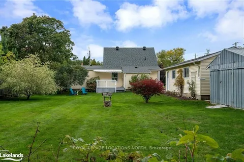 121 Cedar St, Collingwood, ON L9Y 3A7