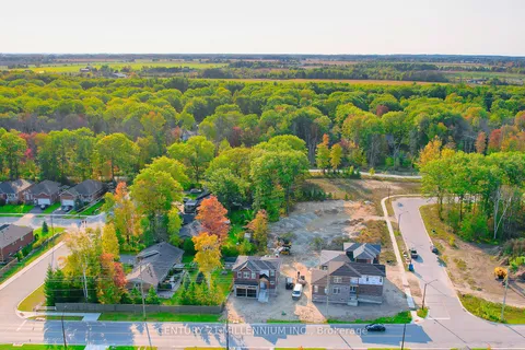 289 Ramblewood Dr, Wasaga Beach, ON L9Z 2N9