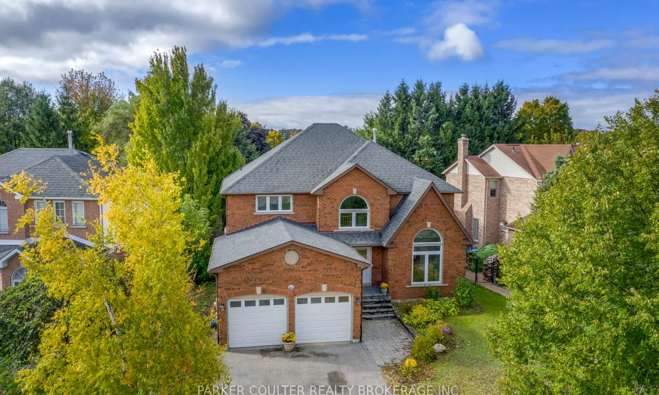 40 Ford St, Barrie, ON L4N 7J4
