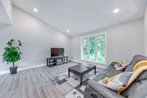 622 Scarlett Line, Springwater, ON L0L 1V0