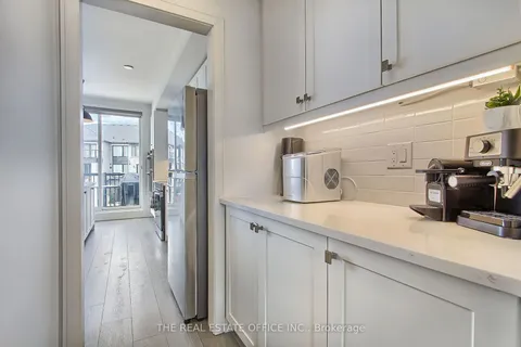 27 Blue Forest Cres, Barrie, ON L9J 0N3