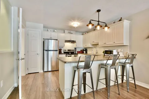 74 Lucy Lane, Orillia, ON L3V 0G3