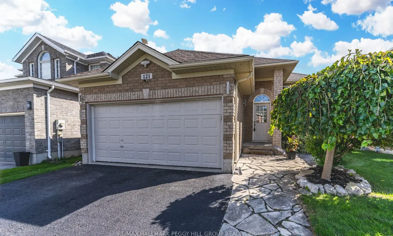 121 Sovereigns Gate, Barrie, ON L4N 0Y9