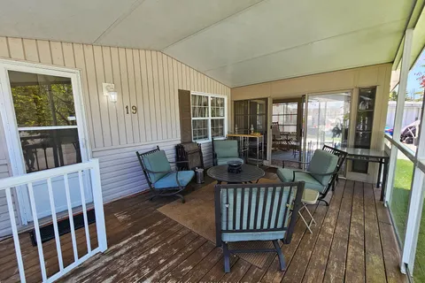 19 Topaz St, Wasaga Beach, ON L9Z 1X7