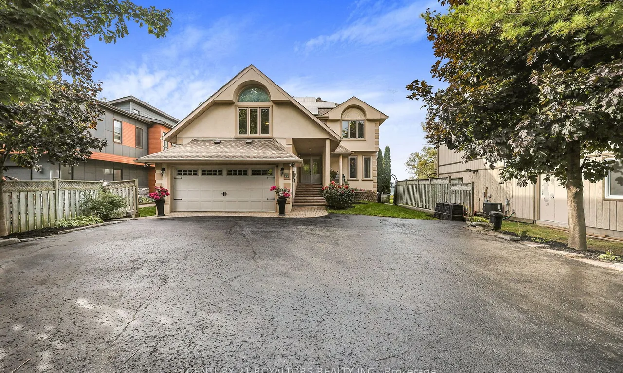 64 White Oaks Rd, Barrie, ON L4N 4B9