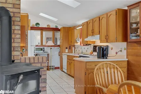 2396 Lakeshore Dr, Ramara, ON L0K 1B0