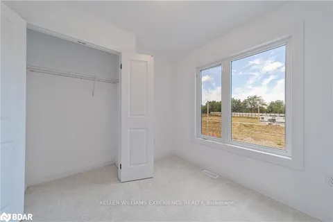 137 Turnberry Lane, Barrie, ON L9J 0M8