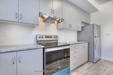 7 Cherry Hill Lane, Barrie, ON L9J 0M7