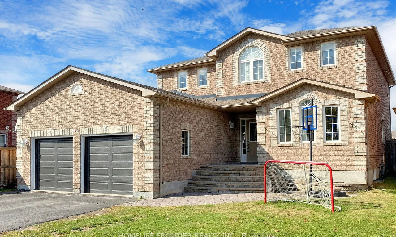 48 Patrick Dr, Barrie, ON L4N 5Z1