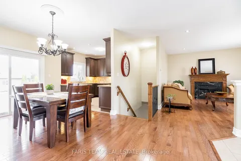 1962 Elana Dr, Severn, ON L3V 0C2
