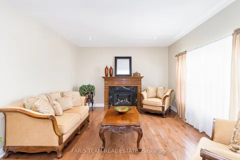 1962 Elana Dr, Severn, ON L3V 0C2