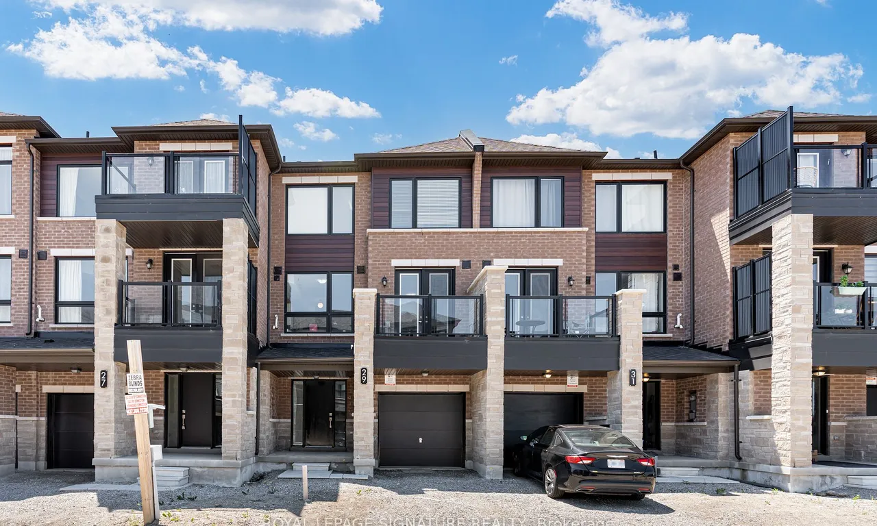 29 Red Maple Lane, Barrie, ON L4N 0H7