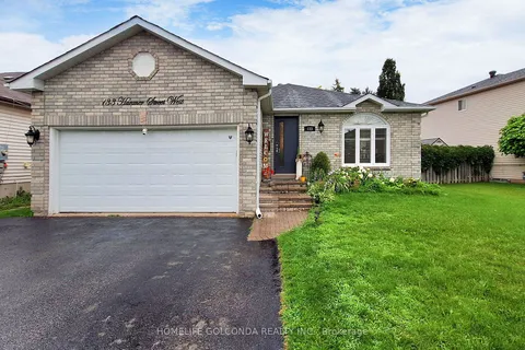 133 Hanmer St, Barrie, ON L4N 7T3
