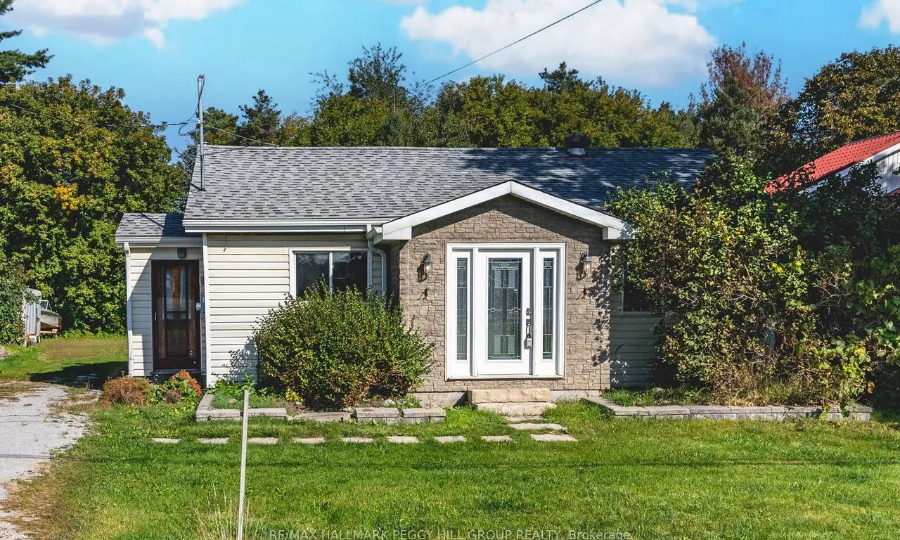 5516 County Road 90, Springwater, ON L0M 1T2