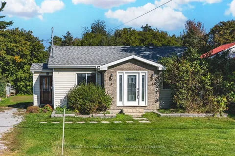 5516 County Road 90, Springwater, ON L0M 1T2