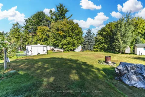 5516 County Road 90, Springwater, ON L0M 1T2