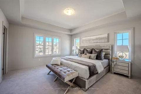 113 Sagewood Ave, Barrie, ON L9J 0K5