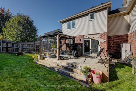 117 Bentley Cres, Barrie, ON L4N 0Z1