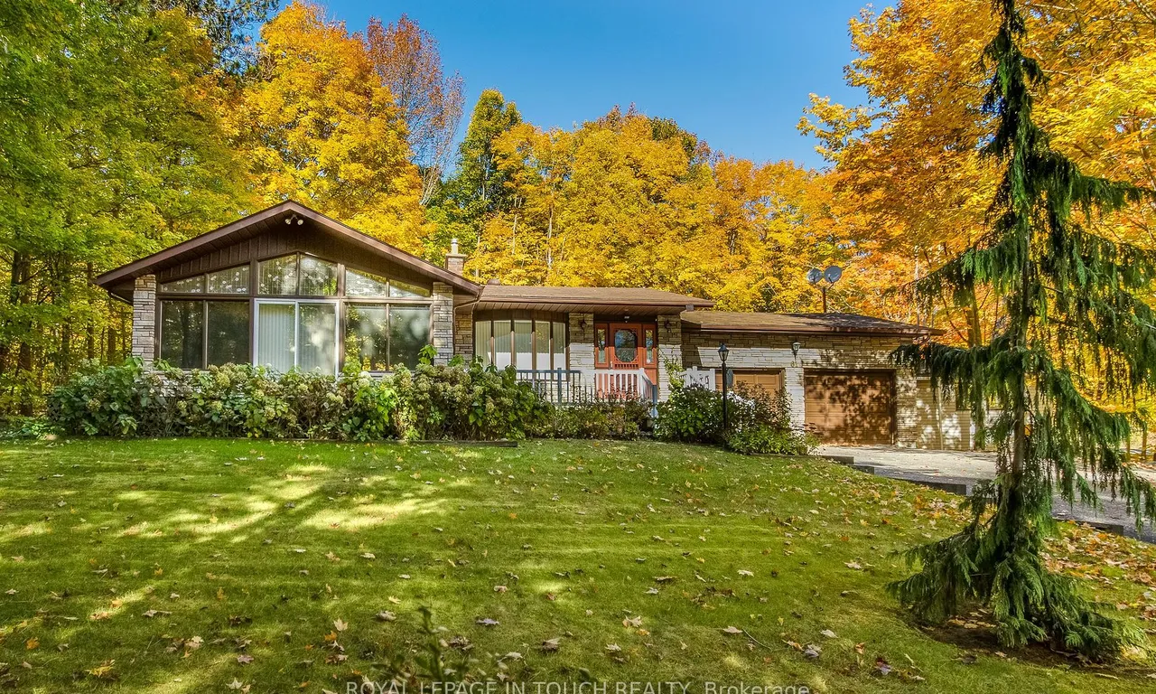 61 Beaufort Cres, Tiny, ON L9M 0B8