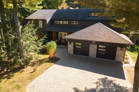 17 Highland Drive, Oro-Medonte, ON L0L 2L0