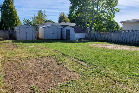 1 Mccuaig Court, Barrie, ON L4M 5S5