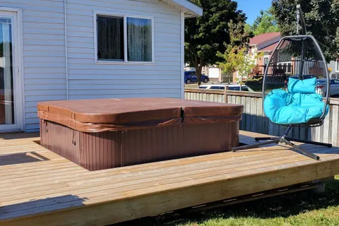 1 Mccuaig Court, Barrie, ON L4M 5S5