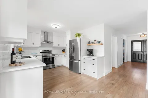 233 Bayshore Dr, Ramara, ON L0K 1B0