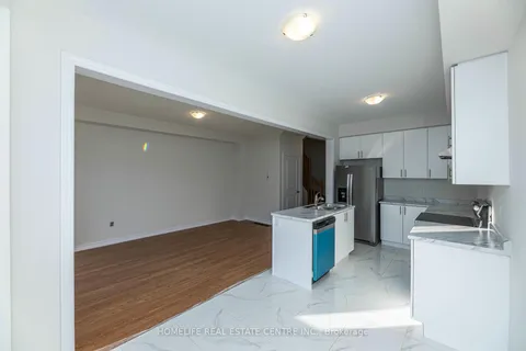 10 Rochester Dr, Barrie, ON L9J 0W1
