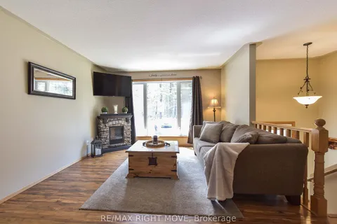 3015 Sparrow Lake Rd, Severn, ON L0K 2B0